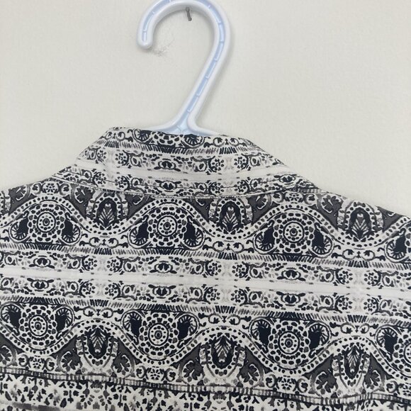 Coolibar UPF women’s Dress Button Up Geometric Black White Size L - Picture 7 of 8